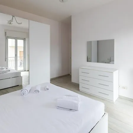 Lufra Home- 8 Posti Letto Fronte Mare شقة
