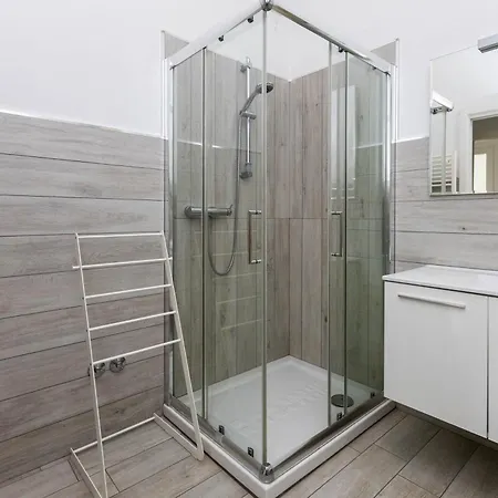 Lufra Home- 8 Posti Letto Fronte Mare