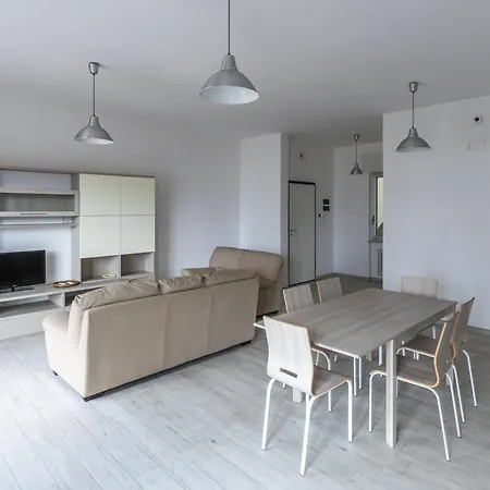 Lufra Home- 8 Posti Letto Fronte Mare Montesilvano Marina